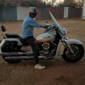 Meet your Posher, Ray